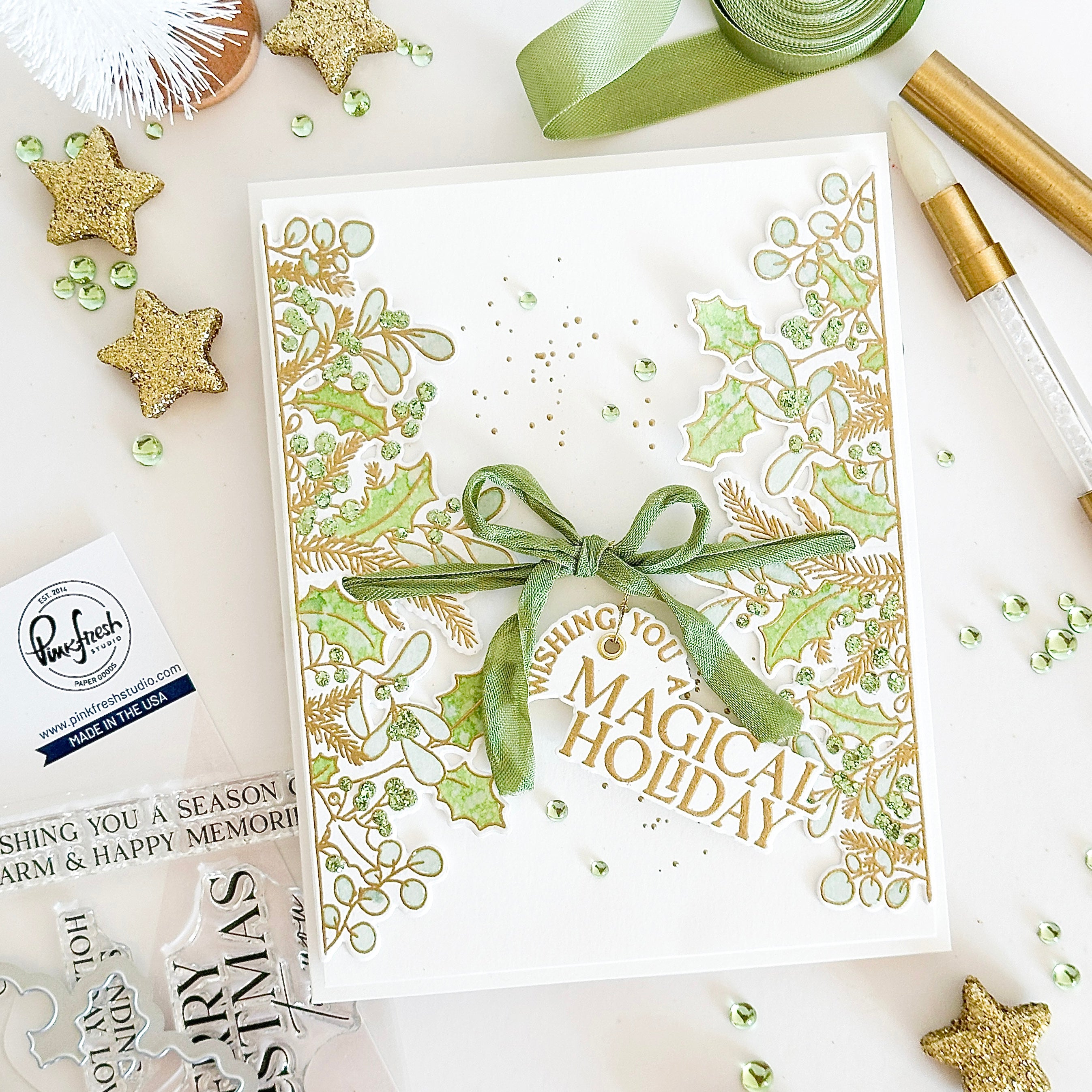 Pinkfresh Studio - Magical Holiday Stamp